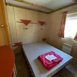 Camping Domaine Des Gatinelles 2*