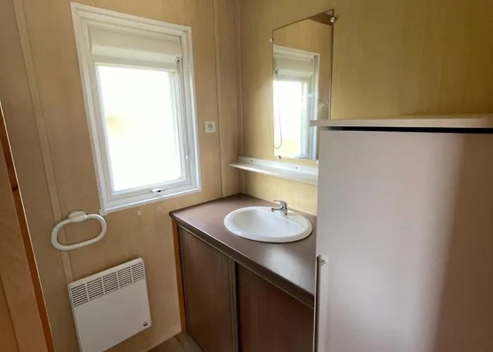 Les Gatinelles مكان تخييم Brétignolles-sur-Mer